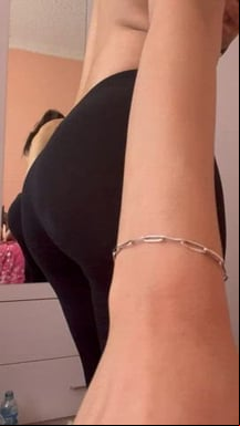 Simple black leggings
