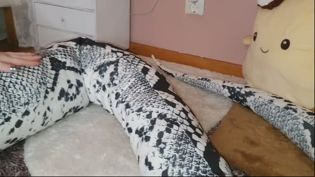 Reminder to submit new votes for lamia u/MisaCosplaySwe on ManyVids today!  is free and she gives free videos to voters. Check her Reddit profile or pinned post in r/Lamia for more info.